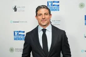 Matt Gutman Net Worth